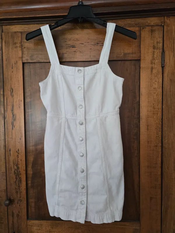 O Madewell White Top with Branded Neck Label Size 8 - Image 4