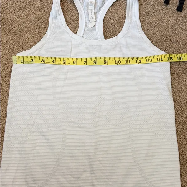 Lululemon Athletica Tank Top Size 6 - Image 7