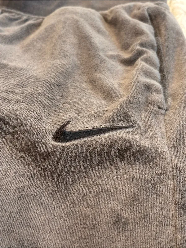 Nike Velour Wide Leg Sweatpants Charcoal Grey Plush Pants DV7836-060 Size Small - Image 2
