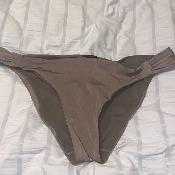 ✨HP✨H&M Balconette Bikini Bottoms✨ - Image 3