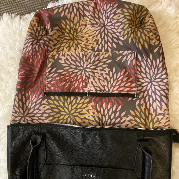 LODIS Cintage Black Leather Tote Bag - Image 8