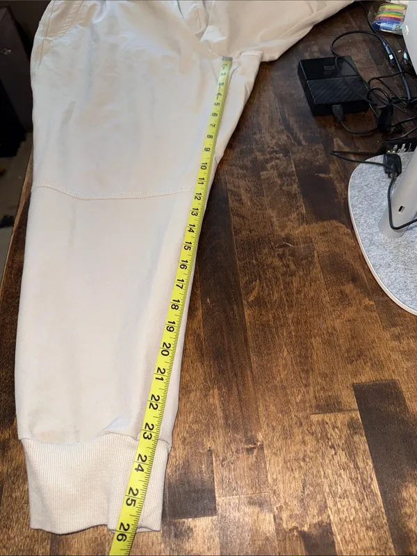 OLD NAVY StretchTech Quick Dry Cream Joggers XL Athleisure Loungewear Casual - Image 11