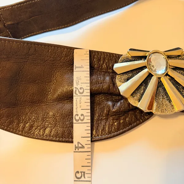 Handmade 90s Vintage asymmetric waist belt, buttery soft leather, brown, snaps closure, S - Image 5