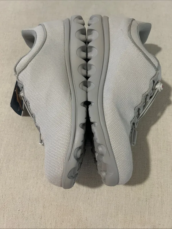 Propét TravelActiv™ Aurora Women's Sneaker, Grey, size 10, NEW WITH BOX - Image 6