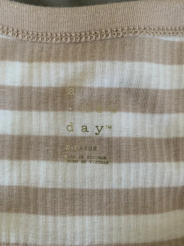 Target Striped T-shirt - Image 3