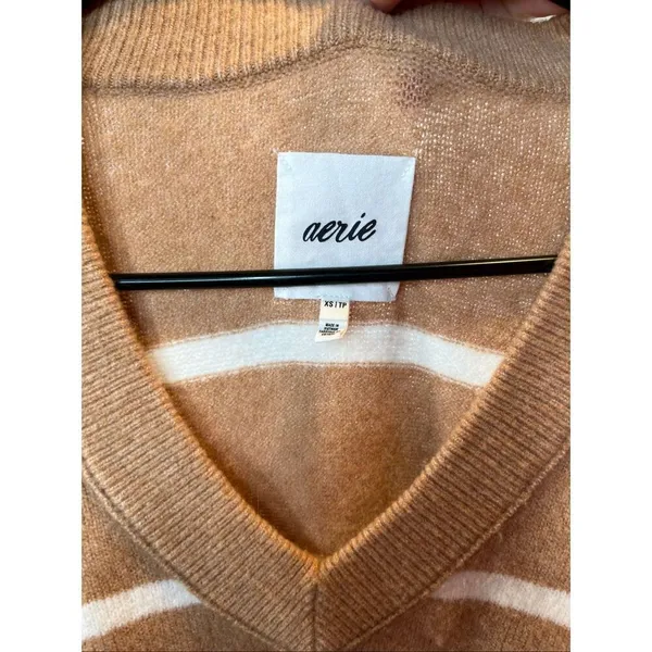 Aerie | women tan cream striped vneck sweater - Image 2