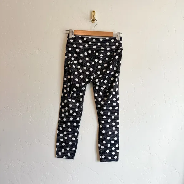 Outdoor Voices | Polka Dot Ankle Athletic Leggings in Black, Size‎ Small - Image 5