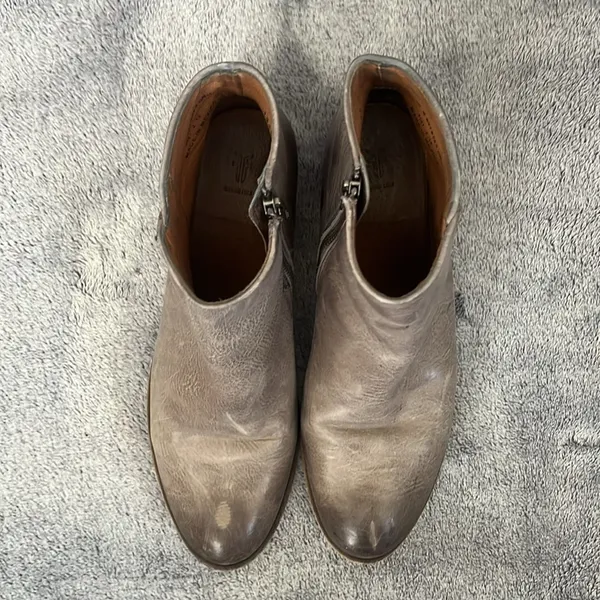 GUC Frye Carson Piping Booties - Image 6