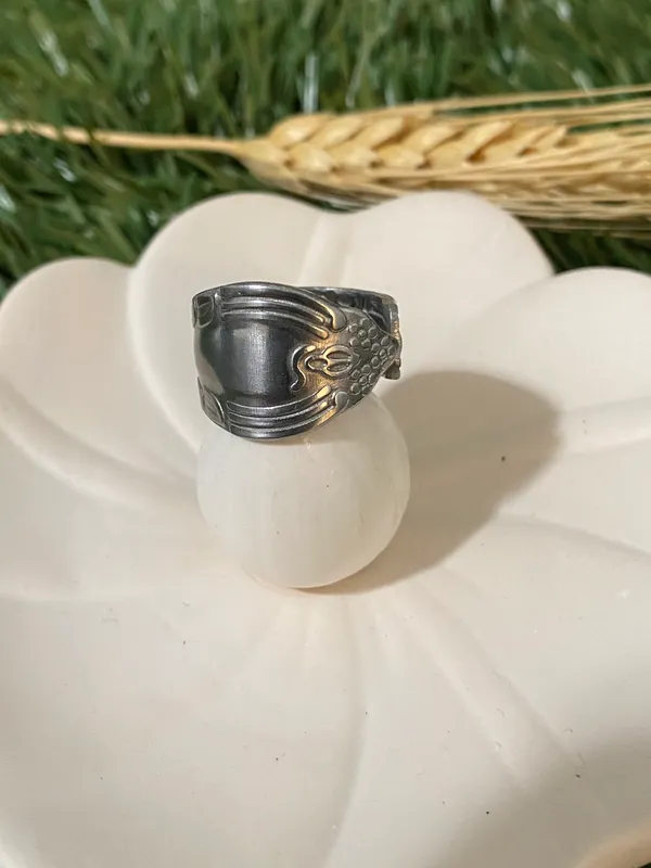 Ring Size 7.5 Silver - Image 6