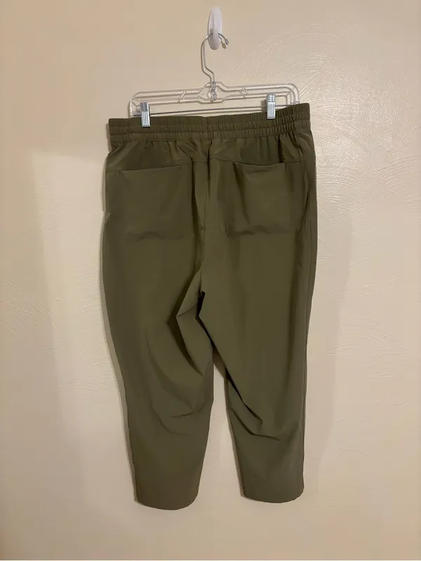 Orvis Women’s Large Olive Green Stretch Pull On Ankle Pants - Image 9
