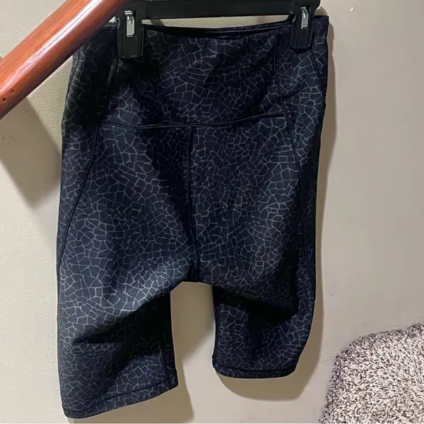 CALIA by Carrie Underwood Black Textured Bike Shorts - Image 3