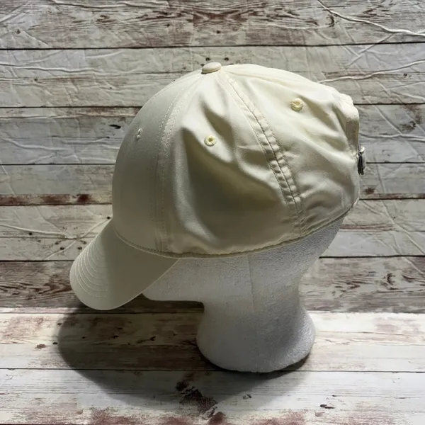 Nike Club Cap Size M/L Butter Yellow Baseball Hat - Image 3