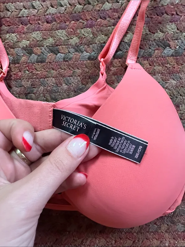Victoria's Secret Coral Pink UPLIFT PLUNGE Padded Bra - Image 3