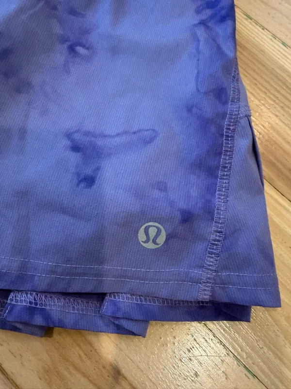 Lululemon Speed Skirt with shorts Skort Purple Spray Dye, size 2! - Image 4