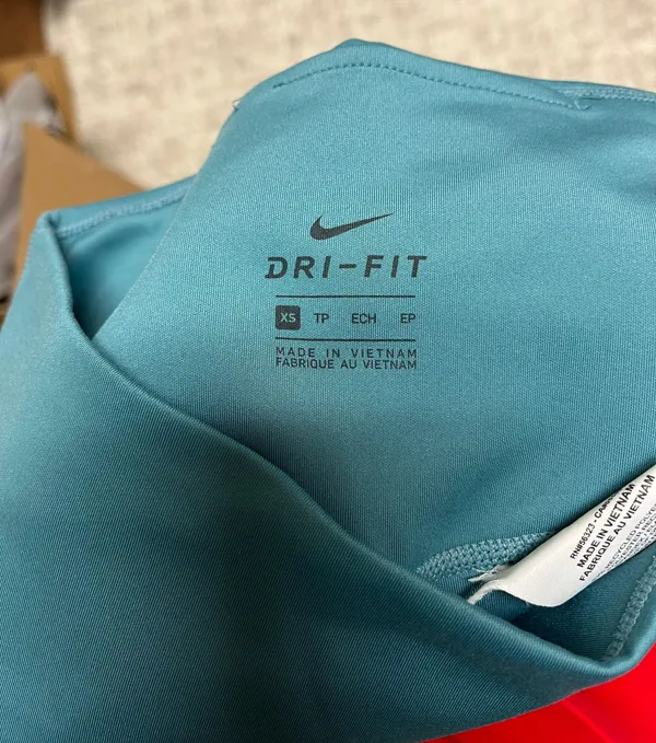 Nike Teal  Leggings - Image 3