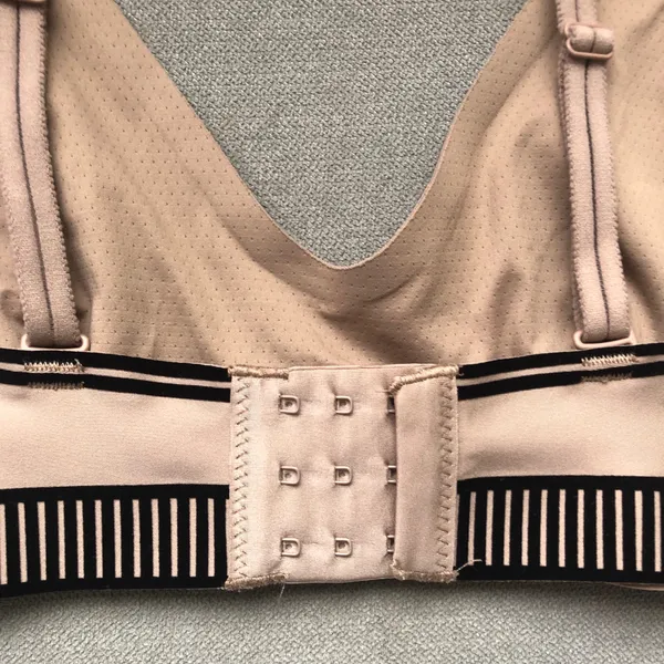 Alo Yoga Airlift Line Up Bra Taupe S - Image 4