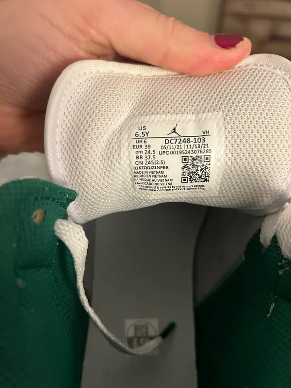 Air Jordan 1 Mid SE Grey Pine - Image 11