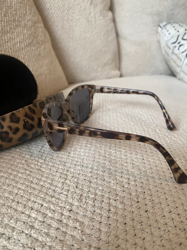 Guess Sunglasses - Image 3
