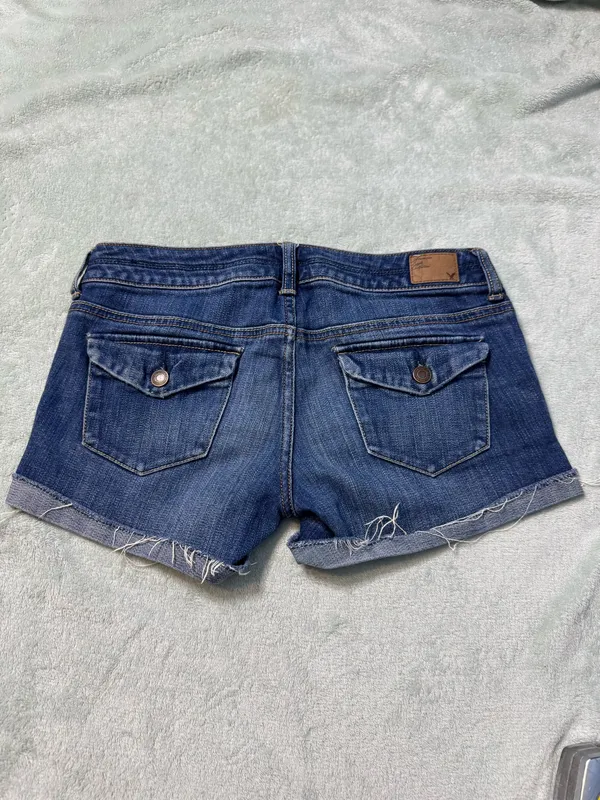 American Eagle Outfitters Indigo Rolled Hem Denim Shorts - Image 8