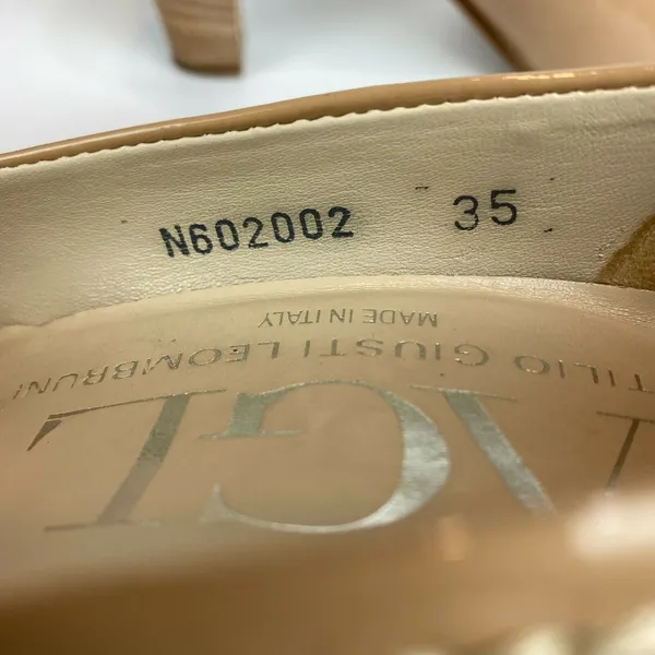 AGL Attilio Giusti Leombruni Pumps 5‎ Nude Patent Leather Heel 35 Italy - Image 10
