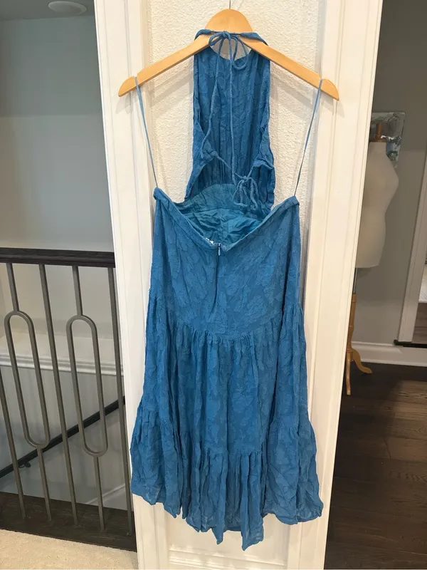 Karina Grimaldi Blue Halter Cutout Tiered Maxi Dress Size Large - Image 4