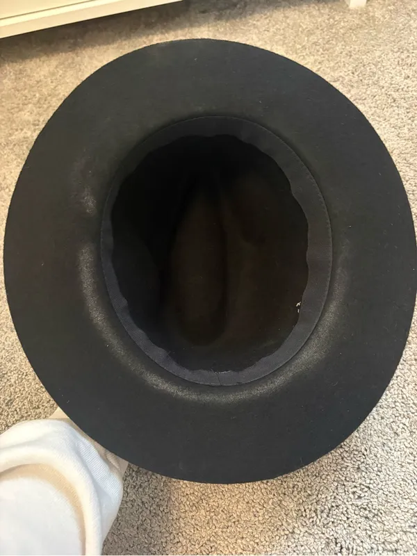 Forever 21 Black Wide-Brim Fedora Hat - Image 3