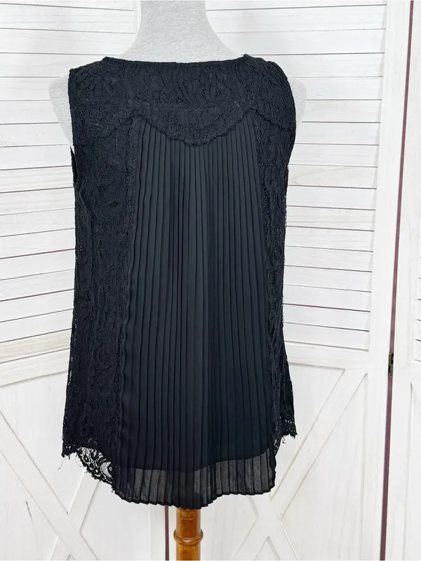 WHBM‎ Lace Front Pleated Chiffon Back Sleeveless Tank Top Black XS Coquette Goth - Image 4