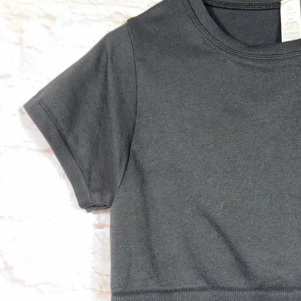Offline by Aerie Medium Black Crop Top - Image 3