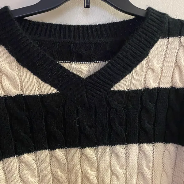 Womens V Neck Acrylic Knit Sweater 2XL Bust 48” Black & White Striped Stripes - Image 2