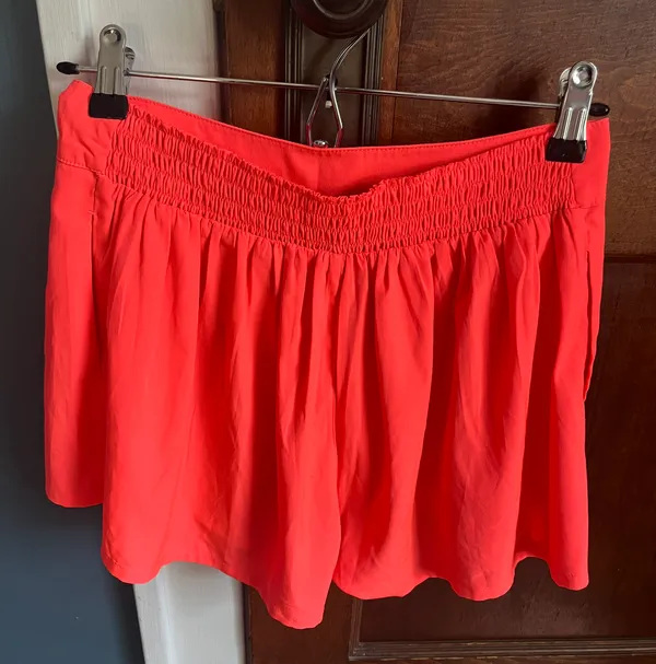 Flowy Coral Shorts - Image 2