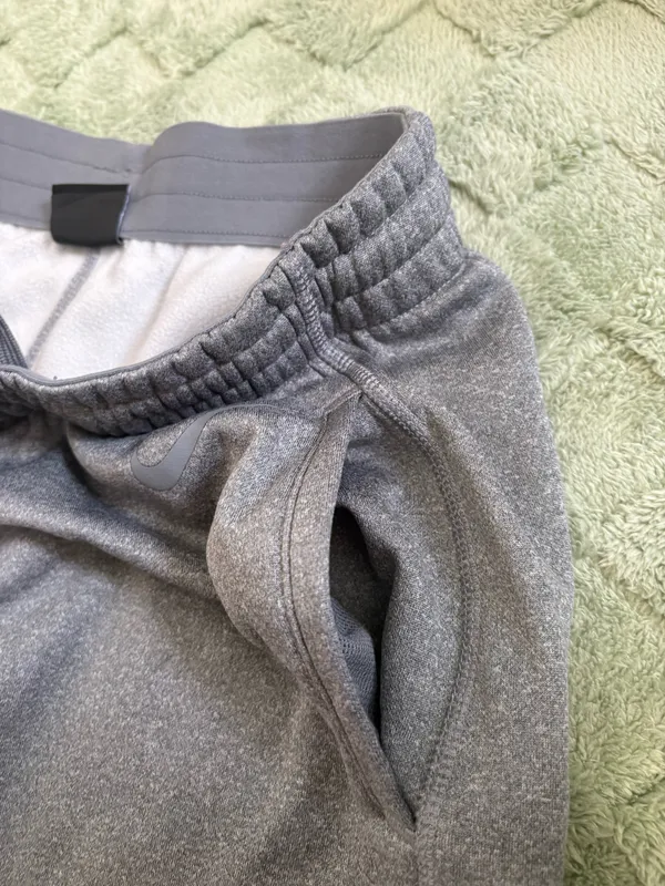 Nike Dri-Fit Sweatpants Grey Small - Image 3