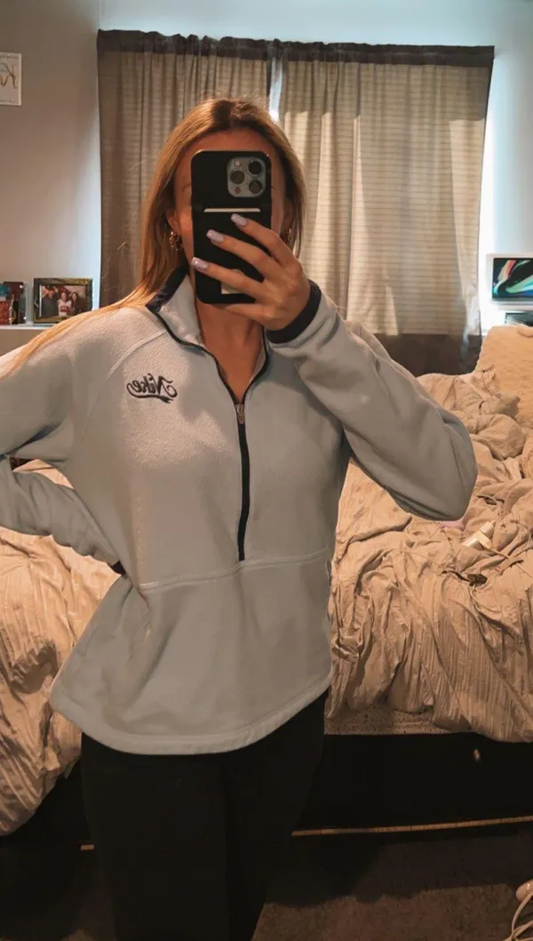 Nike Vintage Sweatshirt - Image 2