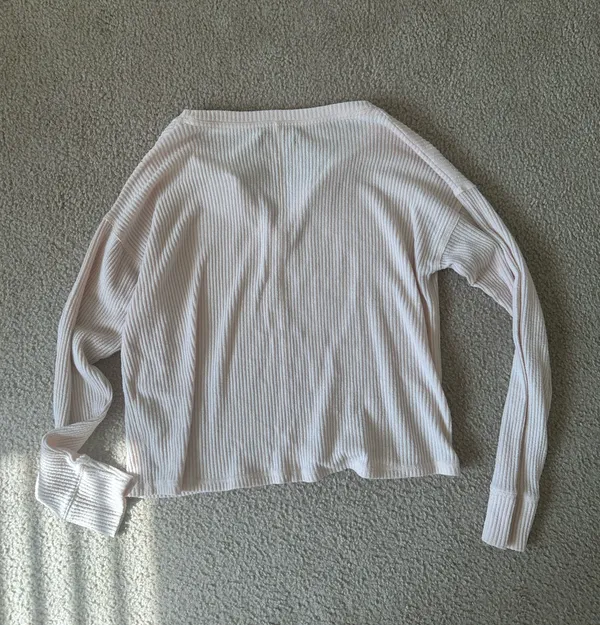 Pink Abercrombie Sweater - Image 3