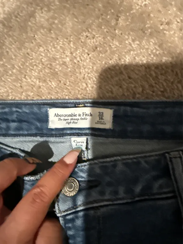 Abercrombie & Fitch Jeans - Image 3