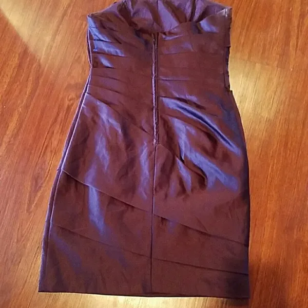 Strapless David's bridal bridesmaid formal dress - Image 4