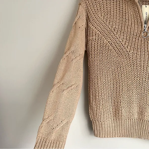 Francesca’s NWT Anita Knit Quarter Zip Pullover Sweater Size Small Tan - Image 2