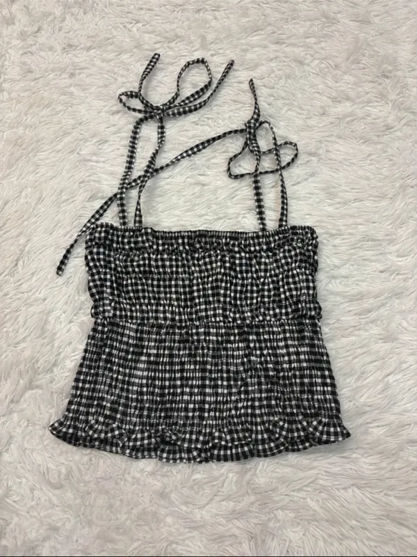 Superdown Smocked Gingham Tie-Strap Crop Top - Black/White - Image 2