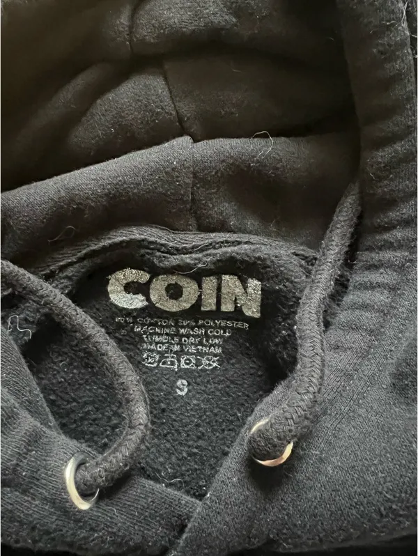 Coin hoodie Black - Image 4