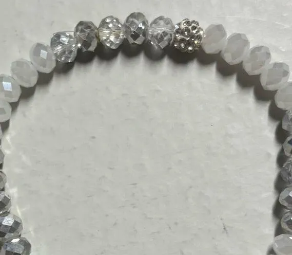 Erimish white/silver beaded Braceket - Image 3