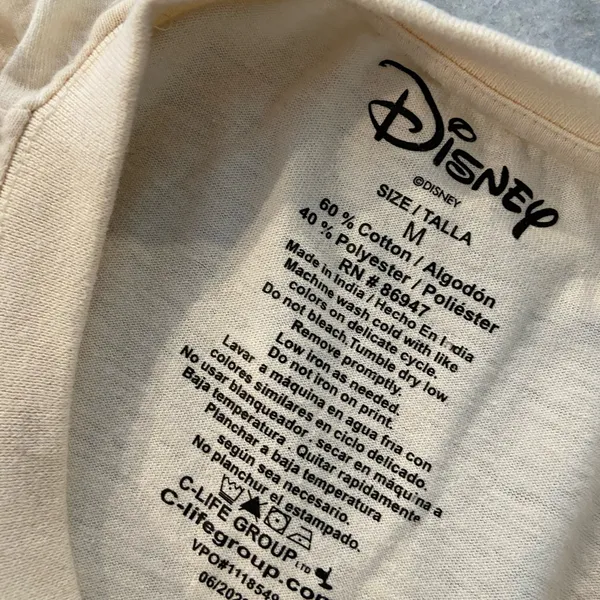 Disney Size M Cream Crew Neck North Pole Express Mickey Minnie Pluto Tee Shirt - Image 9