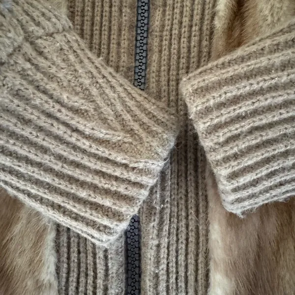 Vintage Camel Mink Fur Jacket Size M - Image 4