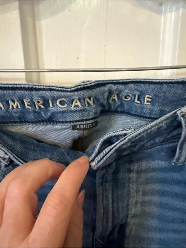 American Eagle Outfitters Light Blue Jeans 32x30 - Image 3