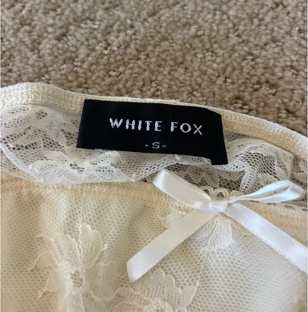 White Fox Boutique Top - Image 2