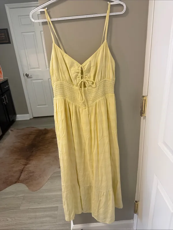 Hippie Rose Butter Yellow Smocked Tiered Midi Dress – Size Medium – NWT - Image 2