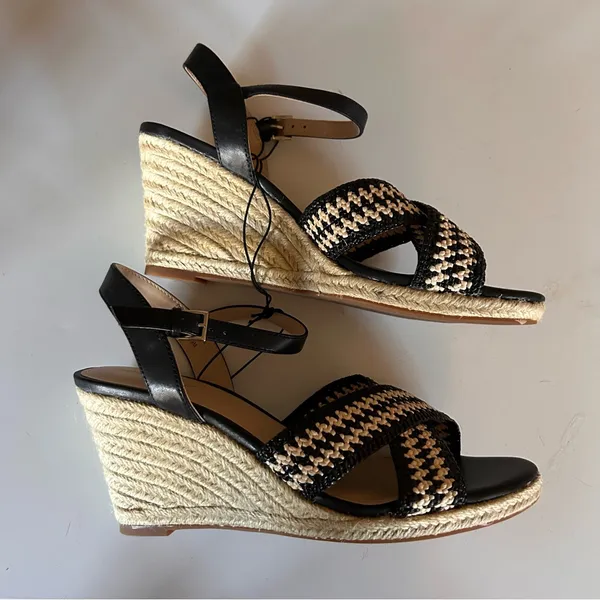 NWOT Violet & Red ‘Mackenzie’ Espadrille Wedge | Size: 9 - Image 3