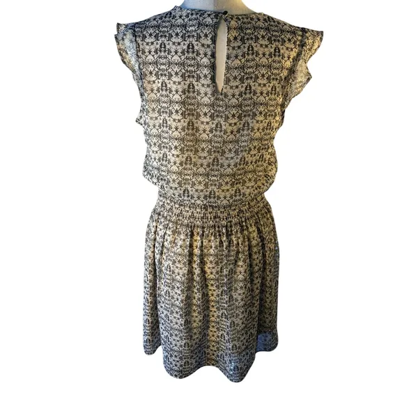 Black and White Printed Midi Dress with Shirred Waist - Image 4