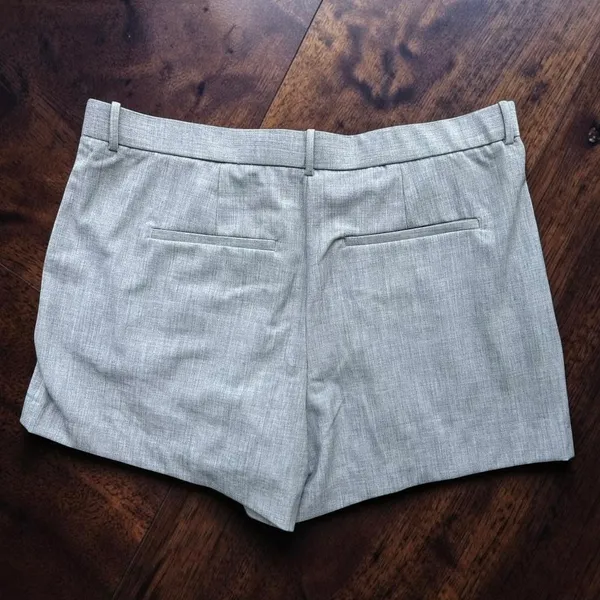 Abercrombie & Fitch Women’s Gray Tailored Dress Shorts Size 35 High Rise Career - Image 4