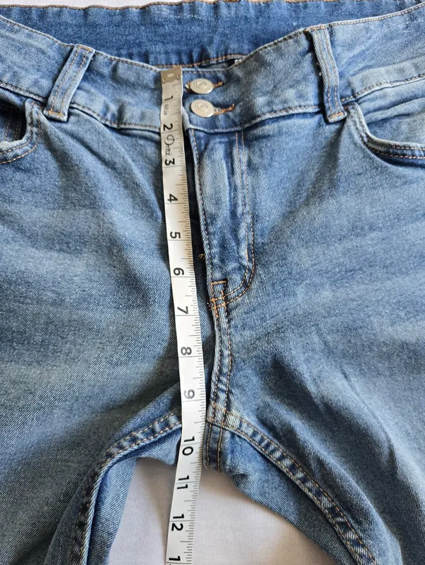 Divided Angelic Denim Women's Light Blue Straight Leg Jeans Size 12 - Image 4