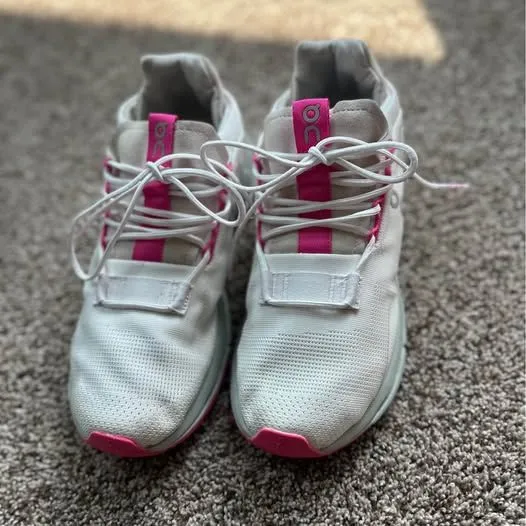 On Cloudnova 2 pink running shoes 9.5 - Image 9