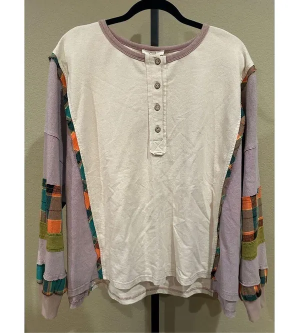Size S (Oversized) Easel Los Angeles Button Front Color Mixed Washed Top in Oat - Image 3